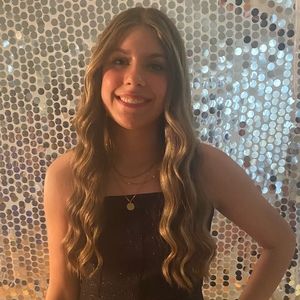 Meet your Posher, Libby